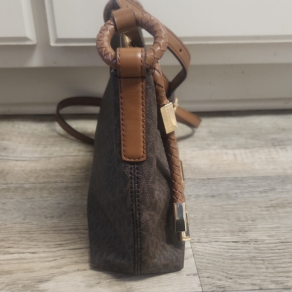Michael Kors Dark Brown and Tan Crossbody Bag - Picture 5 of 13